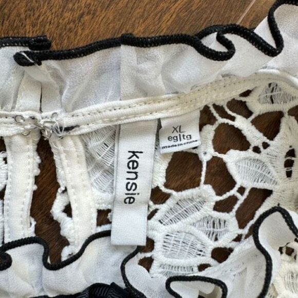 Kensie Women's XL High Neck Lace Shift Dress with Pockets Poplin - Picture 4 of 5